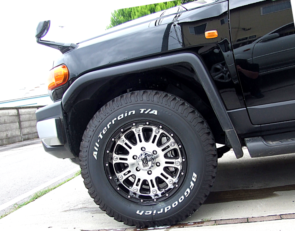 Xd795 FJクルーザー × KMC XD795 HOSS 17インチ - プラドファン | ランクル・プラド・ハイラックス・SUV・VANのアルミホイール